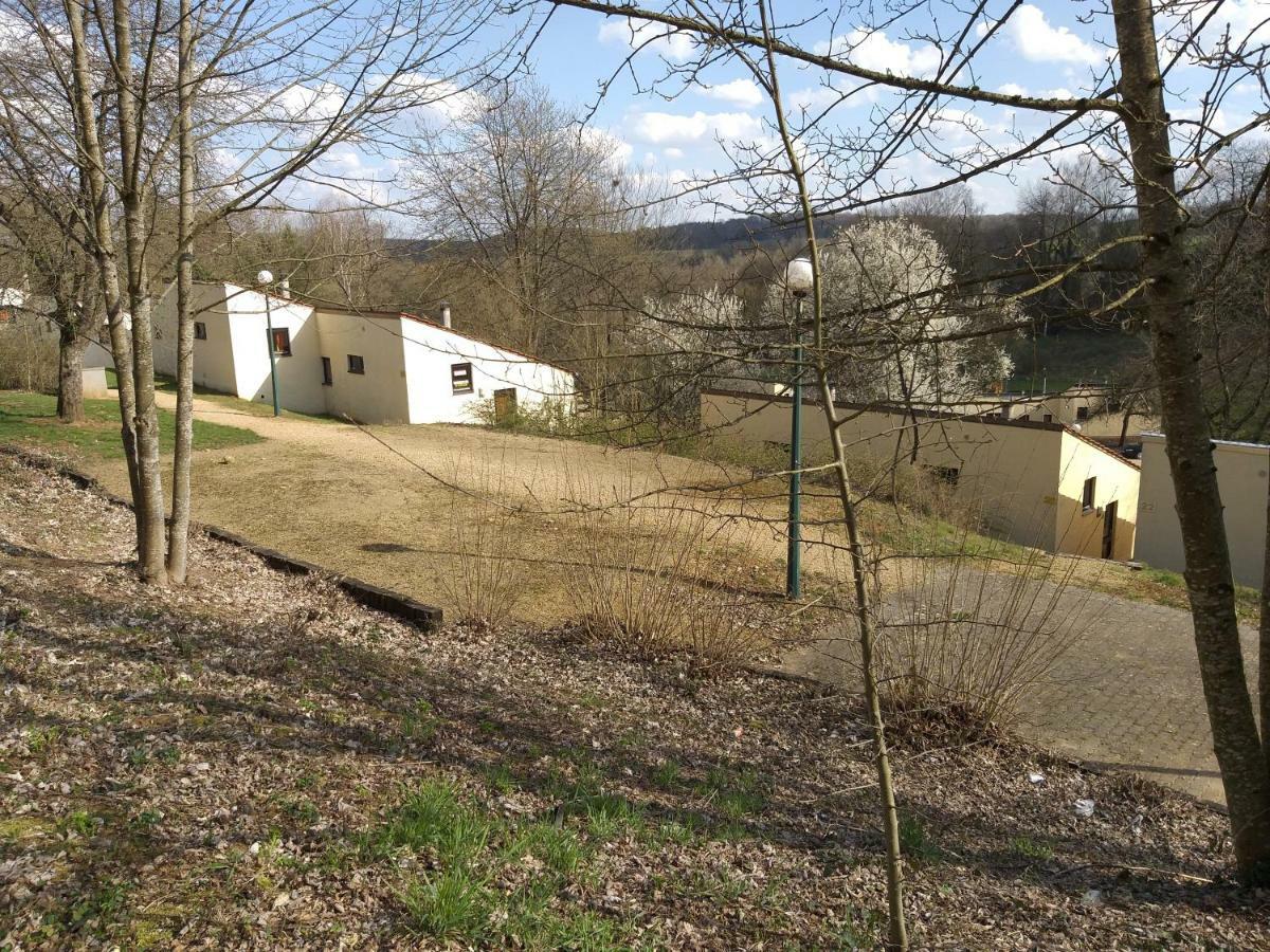 Bungalows Du Lac De Rabais Virton Kültér fotó