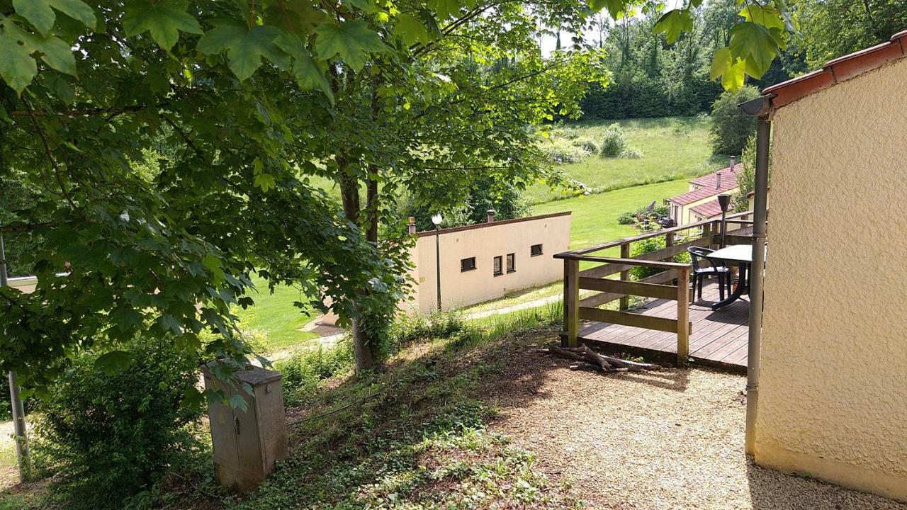 Bungalows Du Lac De Rabais Virton Kültér fotó